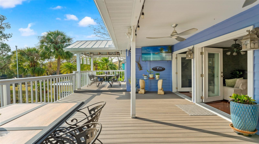 Tampa, Florida 33604, 3 Bedroom Bedrooms, ,2 Bathroombathrooms,Residential,For Sale,Henry,0,Mfrtb8532355