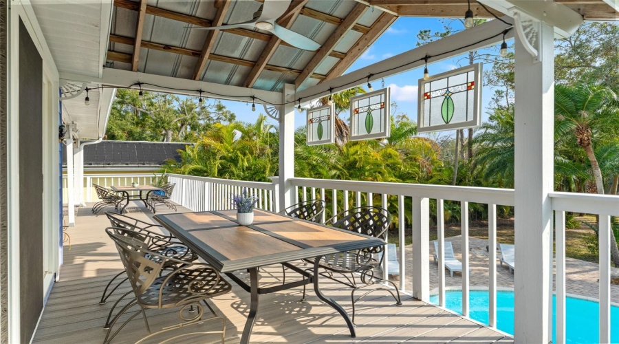 Tampa, Florida 33604, 3 Bedroom Bedrooms, ,2 Bathroombathrooms,Residential,For Sale,Henry,0,Mfrtb8532355
