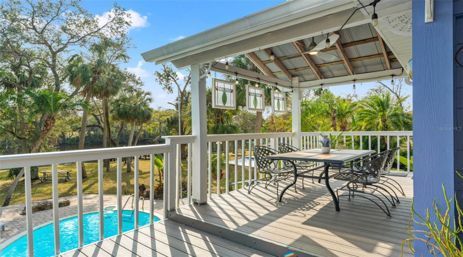Tampa, Florida 33604, 3 Bedroom Bedrooms, ,2 Bathroombathrooms,Residential,For Sale,Henry,0,Mfrtb8532355