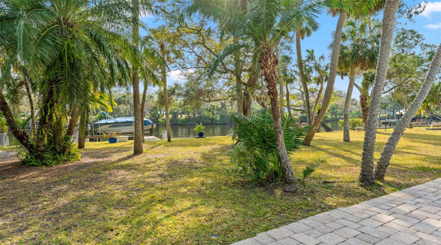 Tampa, Florida 33604, 3 Bedroom Bedrooms, ,2 Bathroombathrooms,Residential,For Sale,Henry,0,Mfrtb8532355