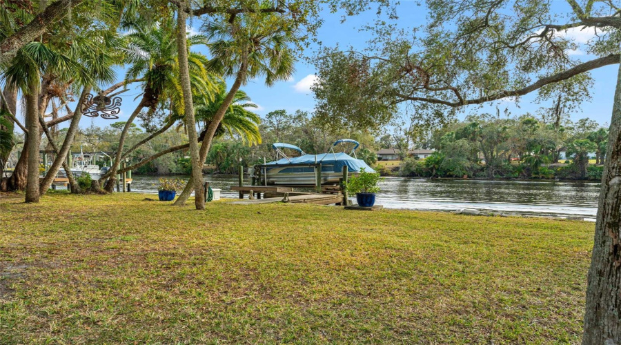 Tampa, Florida 33604, 3 Bedroom Bedrooms, ,2 Bathroombathrooms,Residential,For Sale,Henry,0,Mfrtb8532355