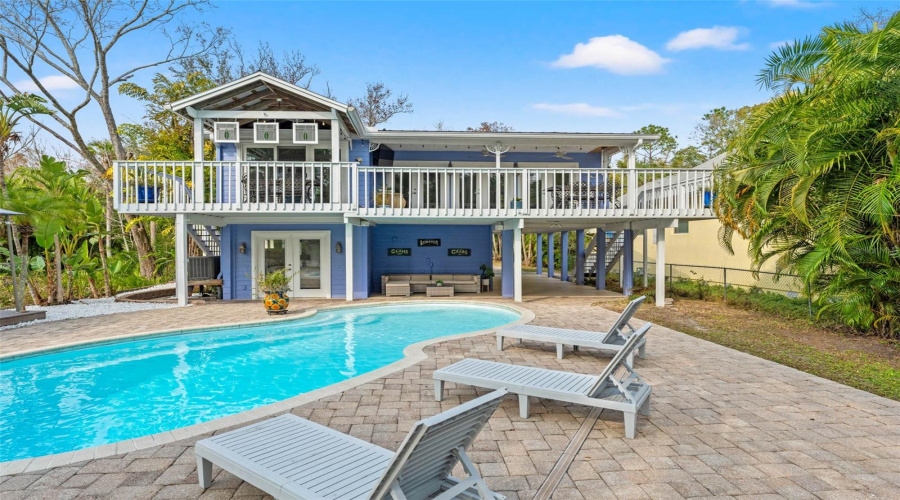 Tampa, Florida 33604, 3 Bedroom Bedrooms, ,2 Bathroombathrooms,Residential,For Sale,Henry,0,Mfrtb8532355