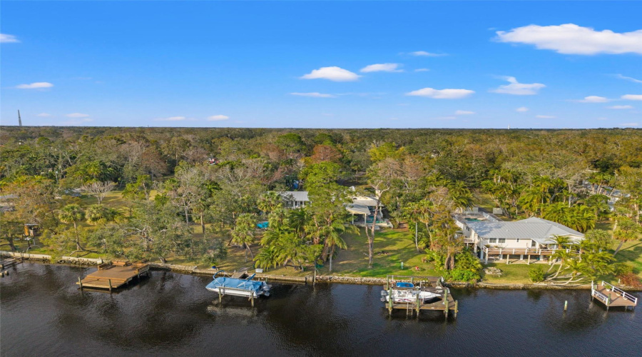 Tampa, Florida 33604, 3 Bedroom Bedrooms, ,2 Bathroombathrooms,Residential,For Sale,Henry,0,Mfrtb8532355