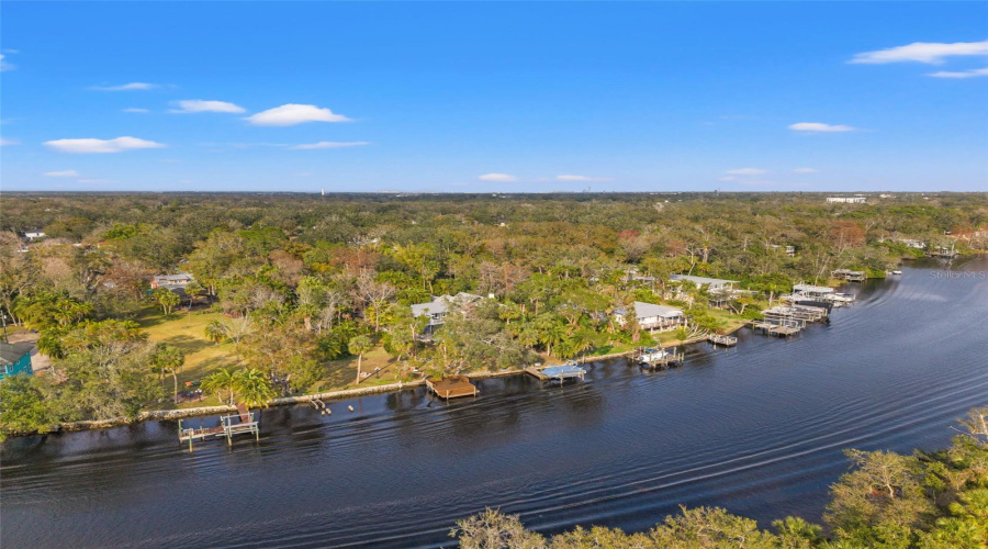 Tampa, Florida 33604, 3 Bedroom Bedrooms, ,2 Bathroombathrooms,Residential,For Sale,Henry,0,Mfrtb8532355
