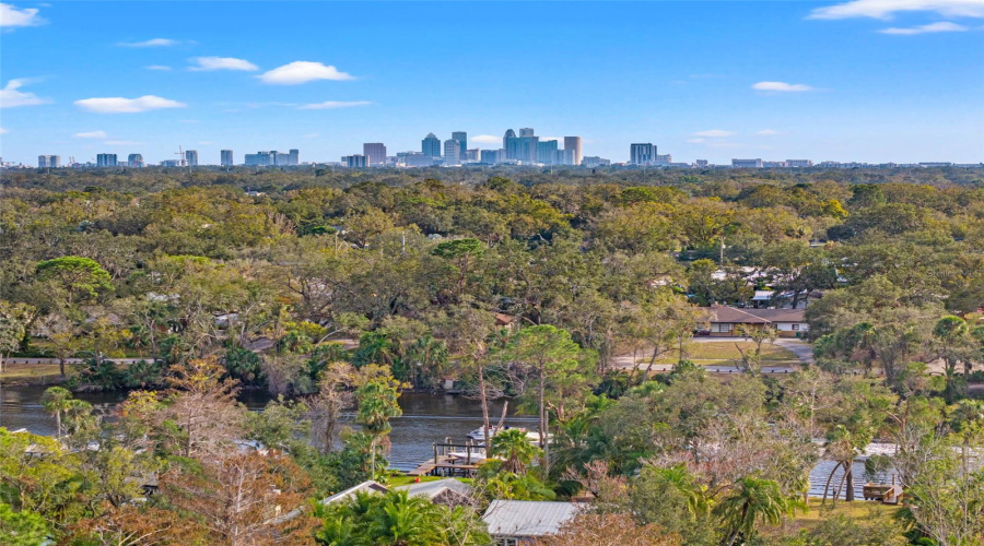 Tampa, Florida 33604, 3 Bedroom Bedrooms, ,2 Bathroombathrooms,Residential,For Sale,Henry,0,Mfrtb8532355