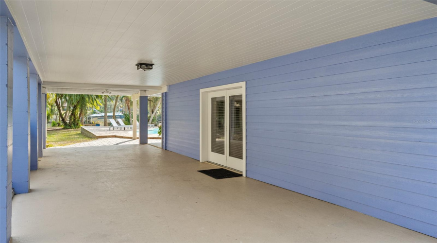 Tampa, Florida 33604, 3 Bedroom Bedrooms, ,2 Bathroombathrooms,Residential,For Sale,Henry,0,Mfrtb8532355