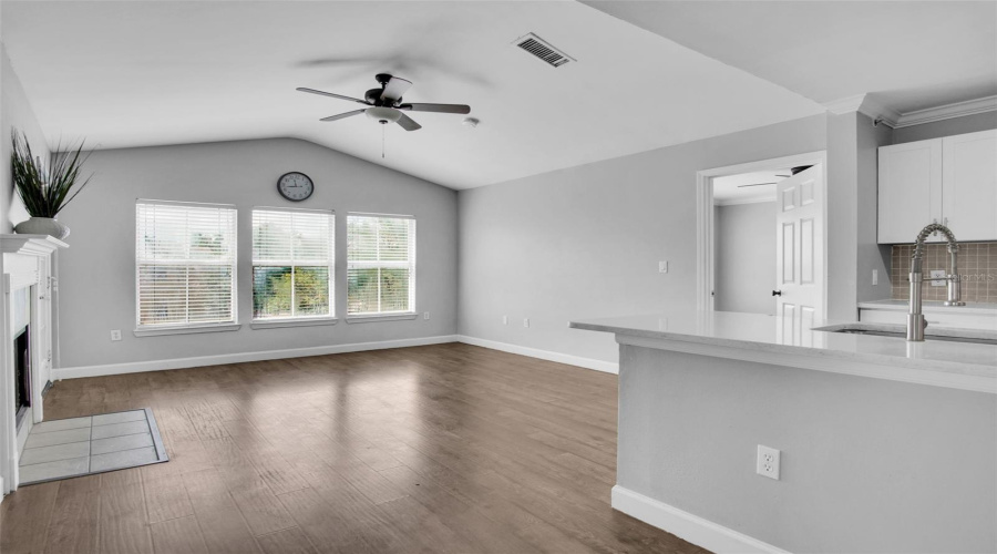 Tampa, Florida 33647, 3 Bedroom Bedrooms, ,2 Bathroombathrooms,Residential,For Sale,Bridle Club,0,Mfrtb8511725