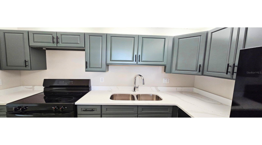 Spacious Kitchen