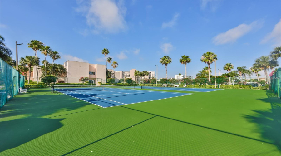 South Pasadena, Florida 33707, 1 Bedroom Bedrooms, ,1 Bathroombathrooms,Residential,For Sale,Bay Island,0,Mfrtb8506052