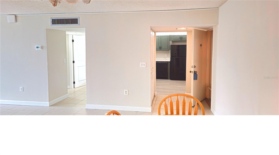South Pasadena, Florida 33707, 1 Bedroom Bedrooms, ,1 Bathroombathrooms,Residential,For Sale,Bay Island,0,Mfrtb8506052