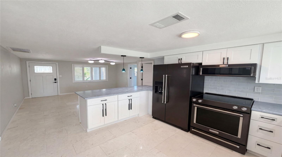 Hudson, Florida 34667, 3 Bedroom Bedrooms, ,2 Bathroombathrooms,Residential,For Sale,Evelane,0,Mfro6425611