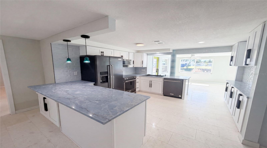 Hudson, Florida 34667, 3 Bedroom Bedrooms, ,2 Bathroombathrooms,Residential,For Sale,Evelane,0,Mfro6425611
