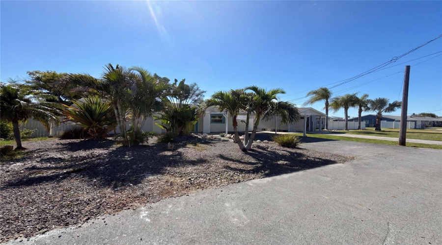 Hudson, Florida 34667, 3 Bedroom Bedrooms, ,2 Bathroombathrooms,Residential,For Sale,Evelane,0,Mfro6425611
