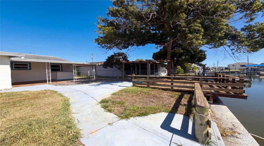 Hudson, Florida 34667, 3 Bedroom Bedrooms, ,2 Bathroombathrooms,Residential,For Sale,Evelane,0,Mfro6425611