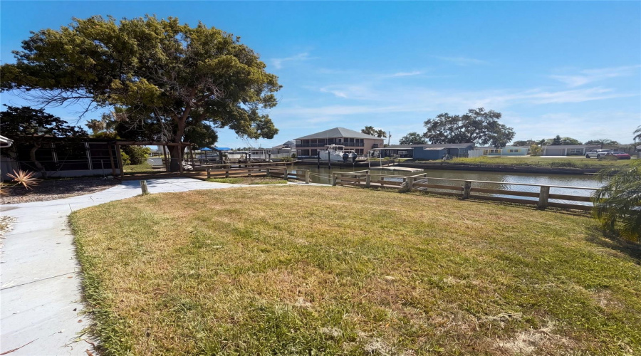 Hudson, Florida 34667, 3 Bedroom Bedrooms, ,2 Bathroombathrooms,Residential,For Sale,Evelane,0,Mfro6425611