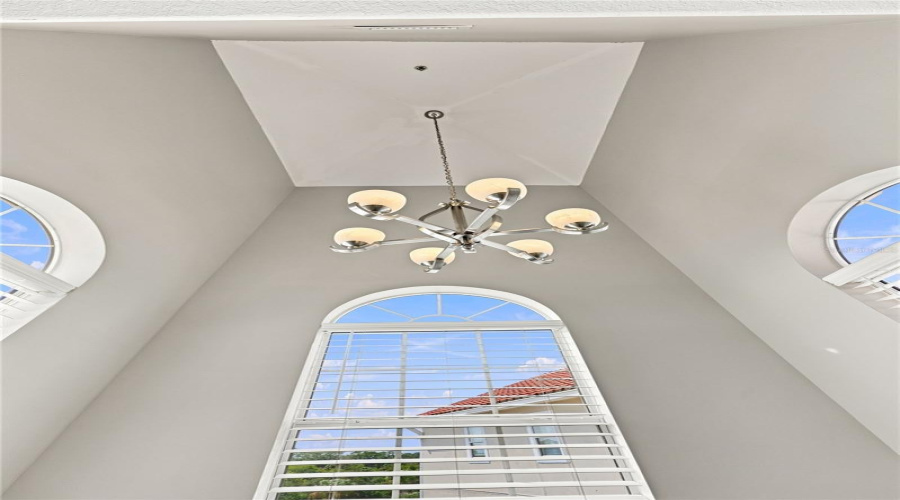20 Foot Ceiling Of The Breakfast Nook