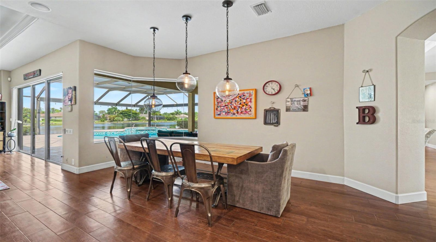 Fort Myers, Florida 33912, 4 Bedroom Bedrooms, ,3 Bathroombathrooms,Residential,For Sale,Blackhawk,0,Mfrc7526597