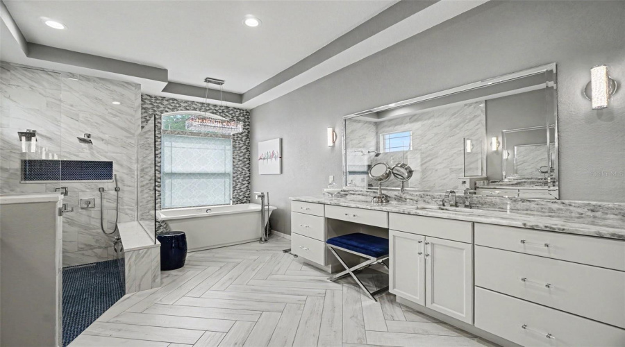 Fort Myers, Florida 33912, 4 Bedroom Bedrooms, ,3 Bathroombathrooms,Residential,For Sale,Blackhawk,0,Mfrc7526597