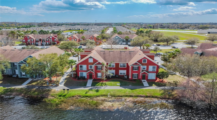 Tampa, Florida 33626, 1 Bedroom Bedrooms, ,1 Bathroombathrooms,Residential,For Sale,Lake Chase Island,0,Mfrtb8516473