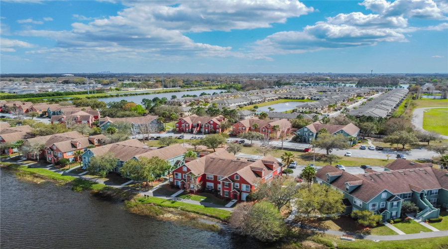 Tampa, Florida 33626, 1 Bedroom Bedrooms, ,1 Bathroombathrooms,Residential,For Sale,Lake Chase Island,0,Mfrtb8516473