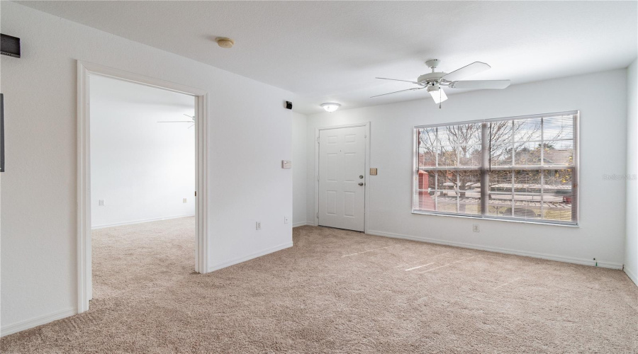 Tampa, Florida 33626, 1 Bedroom Bedrooms, ,1 Bathroombathrooms,Residential,For Sale,Lake Chase Island,0,Mfrtb8516473