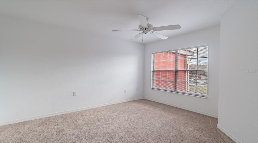 Tampa, Florida 33626, 1 Bedroom Bedrooms, ,1 Bathroombathrooms,Residential,For Sale,Lake Chase Island,0,Mfrtb8516473