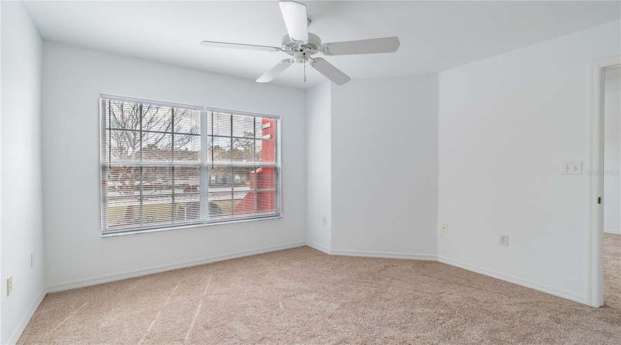 Tampa, Florida 33626, 1 Bedroom Bedrooms, ,1 Bathroombathrooms,Residential,For Sale,Lake Chase Island,0,Mfrtb8516473