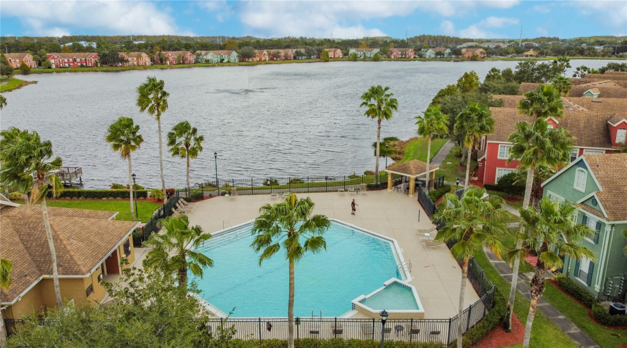 Tampa, Florida 33626, 1 Bedroom Bedrooms, ,1 Bathroombathrooms,Residential,For Sale,Lake Chase Island,0,Mfrtb8516473