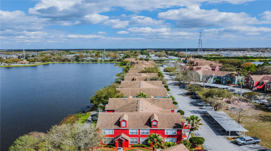 Tampa, Florida 33626, 1 Bedroom Bedrooms, ,1 Bathroombathrooms,Residential,For Sale,Lake Chase Island,0,Mfrtb8516473