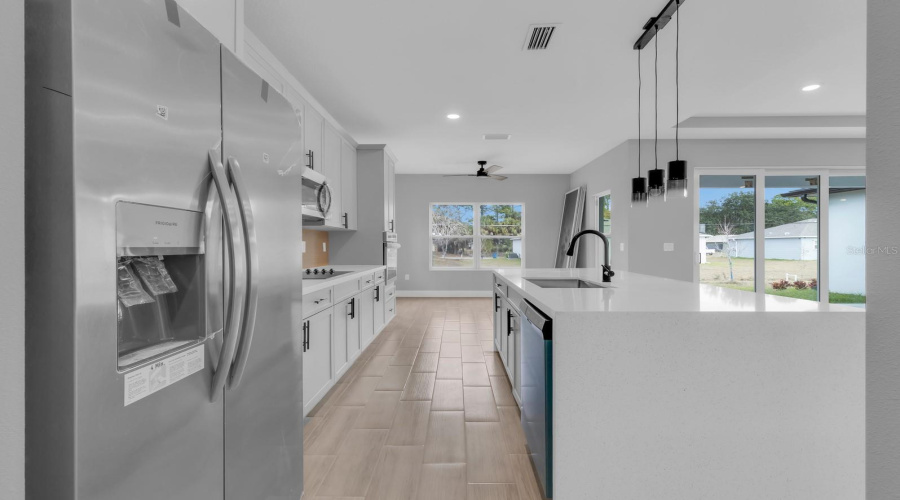 Palm Bay, Florida 32907, 3 Bedroom Bedrooms, ,2 Bathroombathrooms,Residential,For Sale,Missouri,0,Mfrs5143912