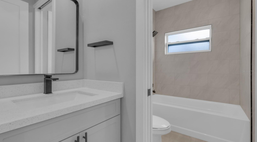 Palm Bay, Florida 32907, 3 Bedroom Bedrooms, ,2 Bathroombathrooms,Residential,For Sale,Missouri,0,Mfrs5143912