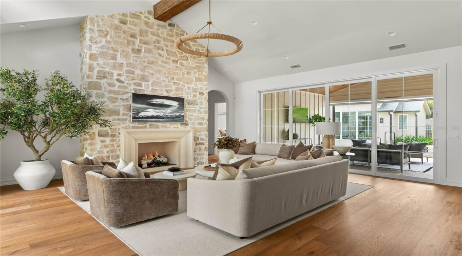 Orlando, Florida 32803, 5 Bedroom Bedrooms, ,4 Bathroombathrooms,Residential,For Sale,Nottingham,0,Mfro6425268