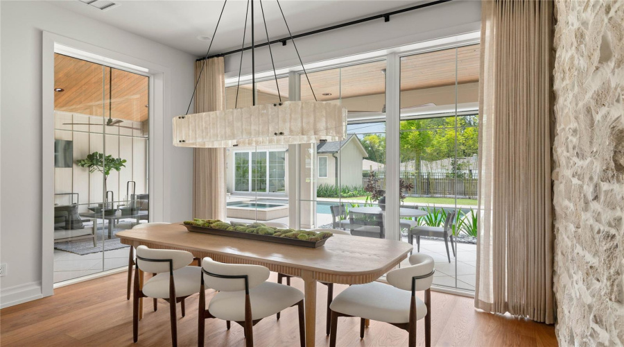Orlando, Florida 32803, 5 Bedroom Bedrooms, ,4 Bathroombathrooms,Residential,For Sale,Nottingham,0,Mfro6425268