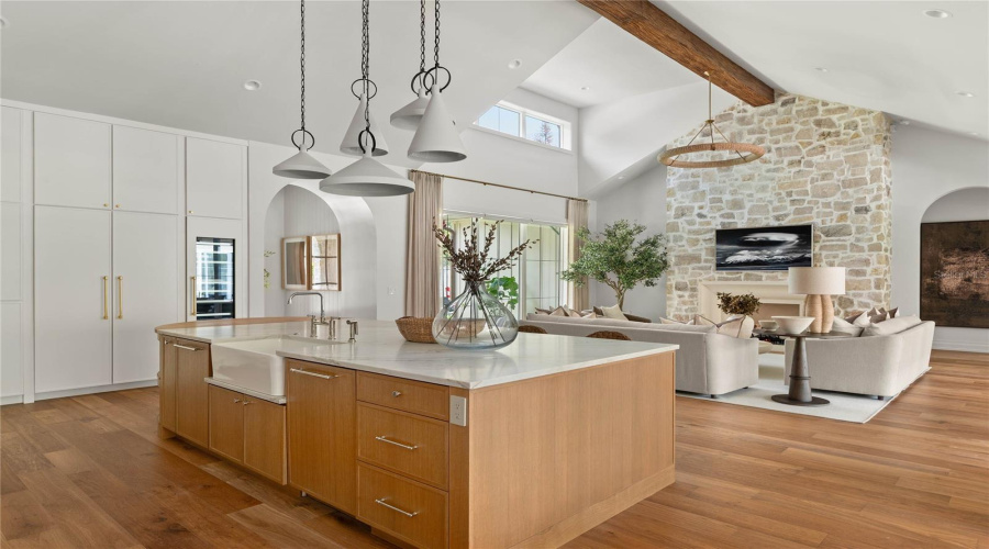 Orlando, Florida 32803, 5 Bedroom Bedrooms, ,4 Bathroombathrooms,Residential,For Sale,Nottingham,0,Mfro6425268
