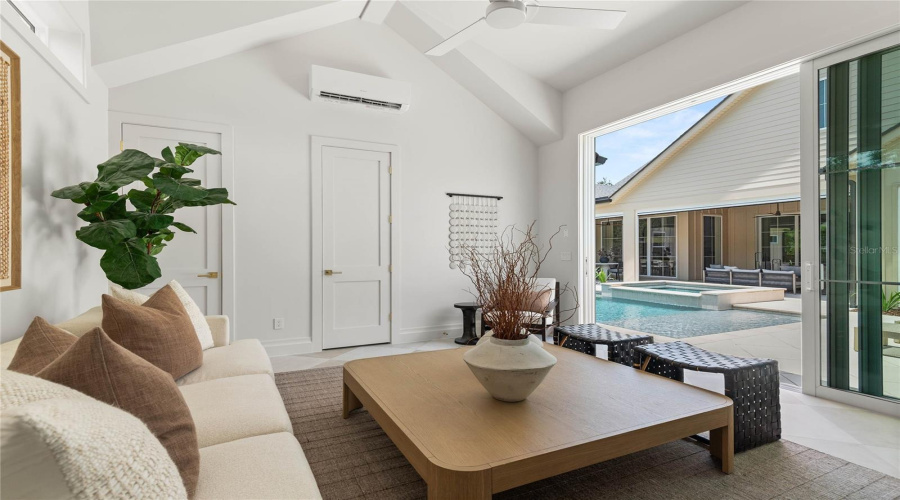 Orlando, Florida 32803, 5 Bedroom Bedrooms, ,4 Bathroombathrooms,Residential,For Sale,Nottingham,0,Mfro6425268