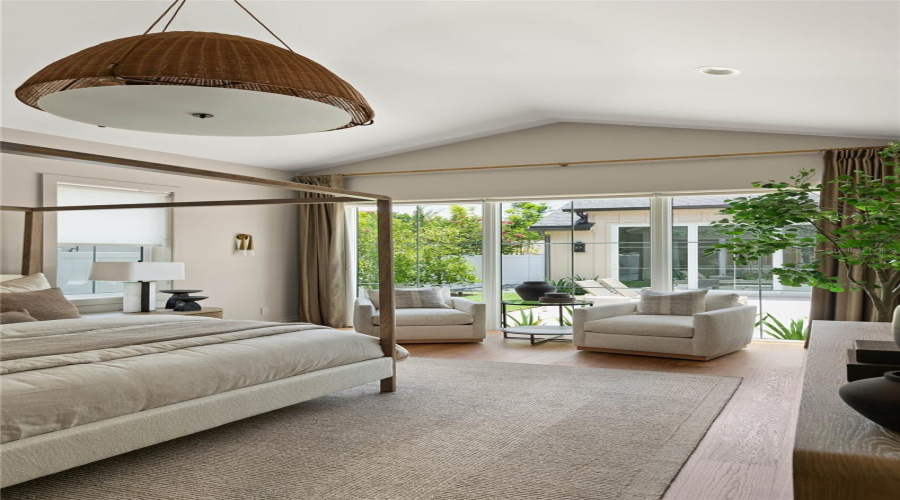 Orlando, Florida 32803, 5 Bedroom Bedrooms, ,4 Bathroombathrooms,Residential,For Sale,Nottingham,0,Mfro6425268