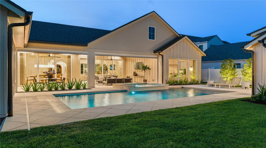 Orlando, Florida 32803, 5 Bedroom Bedrooms, ,4 Bathroombathrooms,Residential,For Sale,Nottingham,0,Mfro6425268