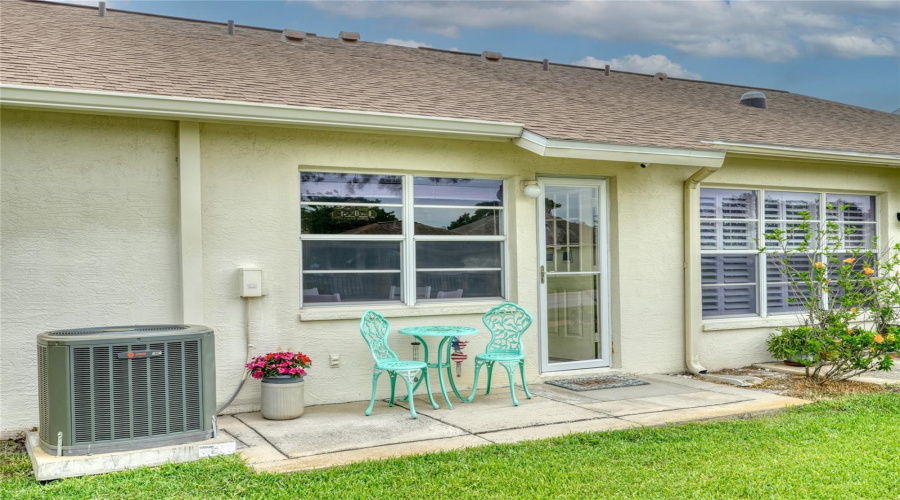 Additional Exterior View Showcasing The Home'S Well-Maintained Surroundings.