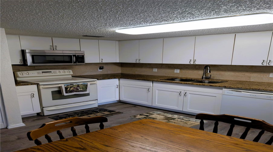 Port Charlotte, Florida 33952, 2 Bedroom Bedrooms, ,2 Bathroombathrooms,Residential,For Sale,Forrest Nelson,0,Mfrc7529481