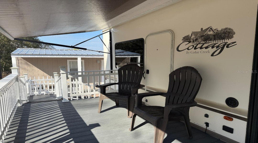 Weeki Wachee, Florida 34613, 1 Bedroom Bedrooms, ,1 Bathroombathrooms,Residential,For Sale,Grizzly Bear,0,Mfrw7883015