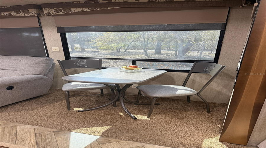 Weeki Wachee, Florida 34613, 1 Bedroom Bedrooms, ,1 Bathroombathrooms,Residential,For Sale,Grizzly Bear,0,Mfrw7883015