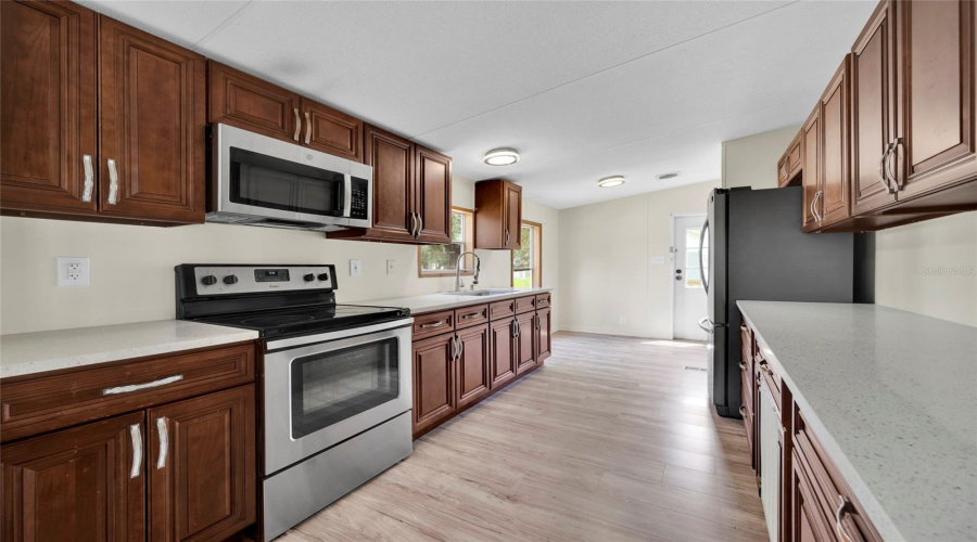 Spring Hill, Florida 34606, 3 Bedroom Bedrooms, ,2 Bathroombathrooms,Residential,For Sale,Sealawn,0,Mfrtb8516298