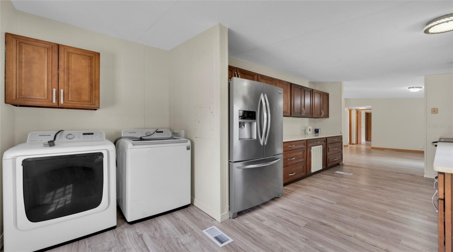 Spring Hill, Florida 34606, 3 Bedroom Bedrooms, ,2 Bathroombathrooms,Residential,For Sale,Sealawn,0,Mfrtb8516298