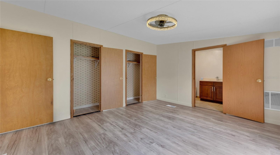 Spring Hill, Florida 34606, 3 Bedroom Bedrooms, ,2 Bathroombathrooms,Residential,For Sale,Sealawn,0,Mfrtb8516298