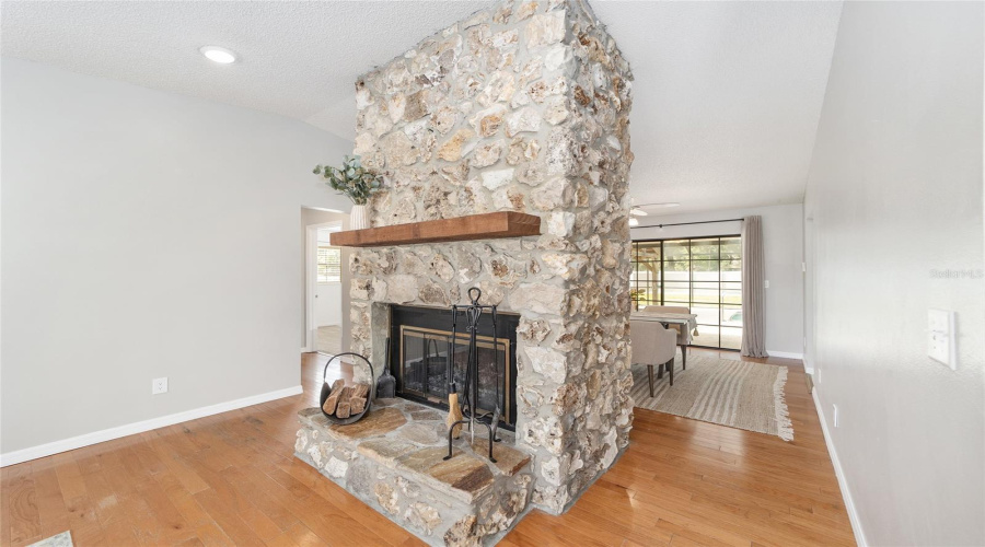 Ocala, Florida 34479, 3 Bedroom Bedrooms, ,2 Bathroombathrooms,Residential,For Sale,62Nd,0,Mfrom730397