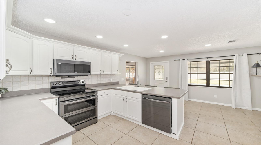 Ocala, Florida 34479, 3 Bedroom Bedrooms, ,2 Bathroombathrooms,Residential,For Sale,62Nd,0,Mfrom730397
