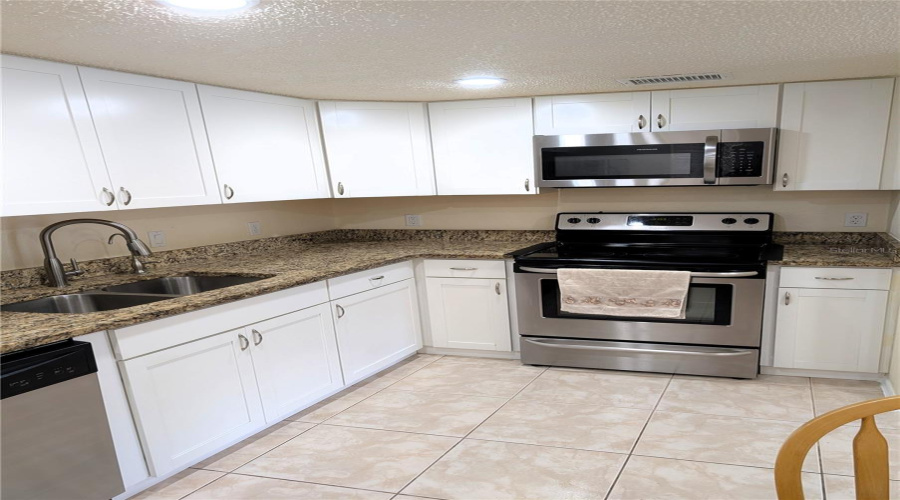 Port Charlotte, Florida 33952, 2 Bedroom Bedrooms, ,2 Bathroombathrooms,Residential,For Sale,Forrest Nelson,0,Mfrc7529485