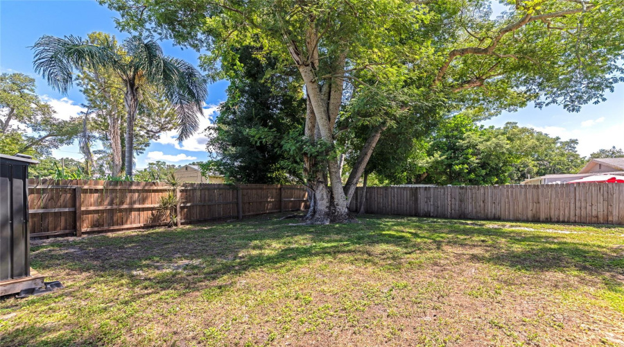 Sarasota, Florida 34231, 2 Bedroom Bedrooms, ,1 Bathroombathrooms,Residential,For Sale,Edgewood,0,Mfra4703691
