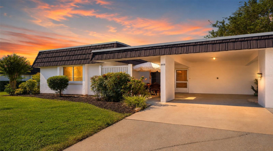 Sarasota, Florida 34232, 2 Bedroom Bedrooms, ,2 Bathroombathrooms,Residential,For Sale,Blue Stone,0,Mfra4701105