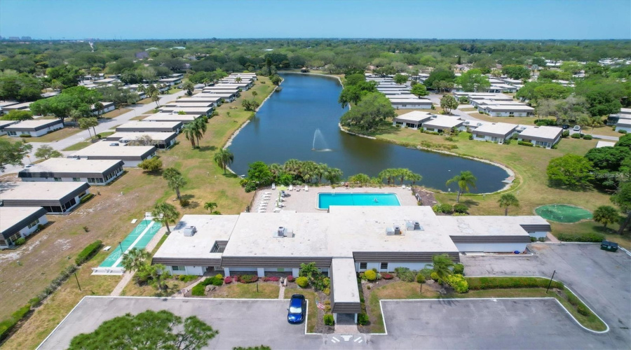 Sarasota, Florida 34232, 2 Bedroom Bedrooms, ,2 Bathroombathrooms,Residential,For Sale,Blue Stone,0,Mfra4701105